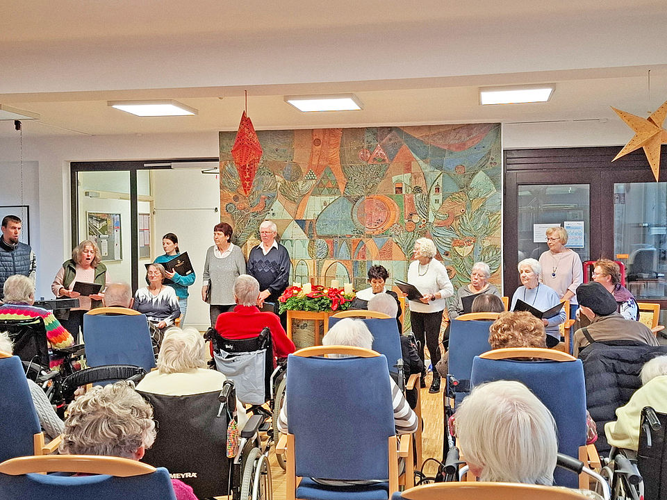 Senioren singen gemeinsam